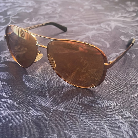 🕶 Rose Gold Pink Michael Kors Chelsea aviator sunglasses - Picture 1 of 10